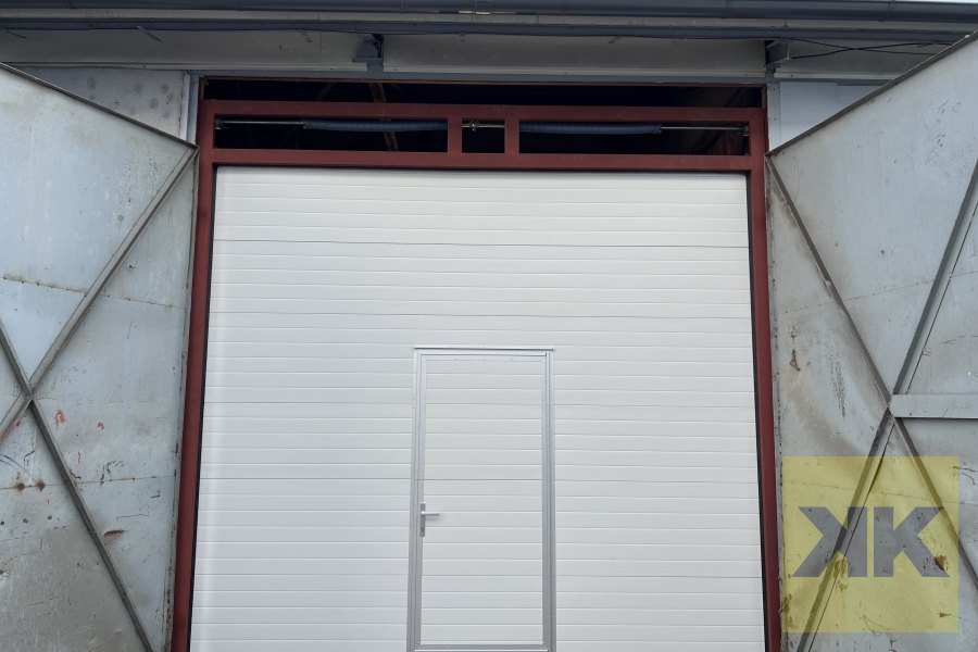 Eurodoor ipari szekcionált kapu telepítés Visonta referencia – Eromu