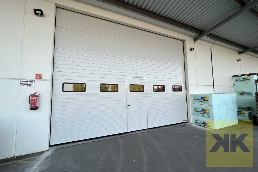 Hörmann ipari szekcionált kapu telepítés Gyöngyös referencia – Austrotherm