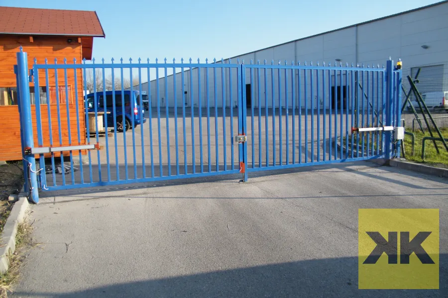FAAC ipari toló- és úszókapu – Dunakeszi – Kerwin Kaputechnika referencia