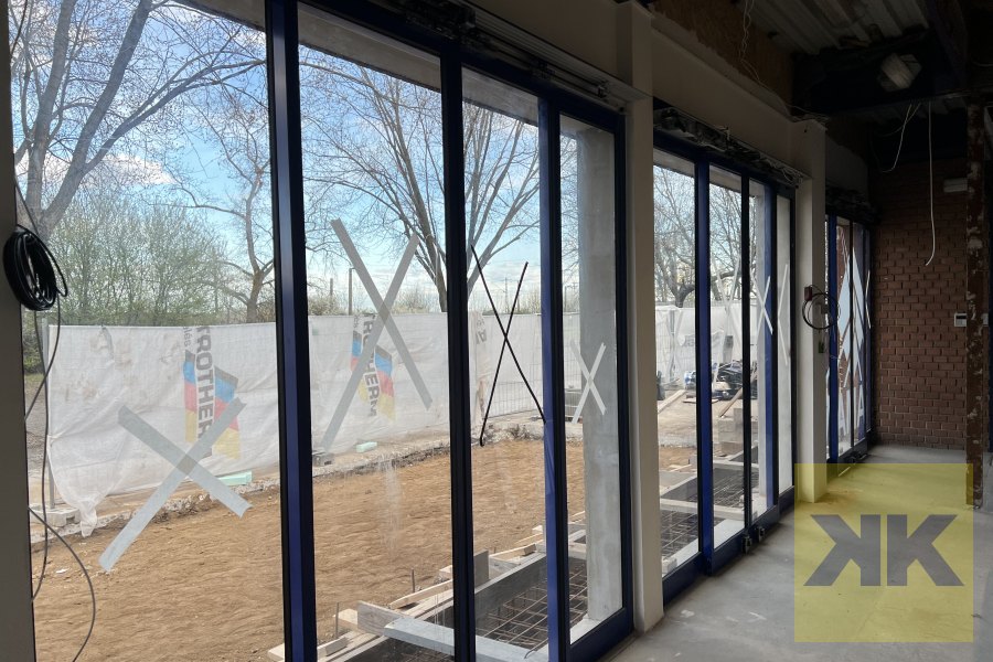 DITEC automata üvegajtó telepítés Gyöngyös referencia – Vamavkft