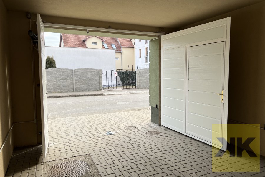 DITEC kétszárnyú kertkapu automatika telepítés Eger referencia – Tarsashaz