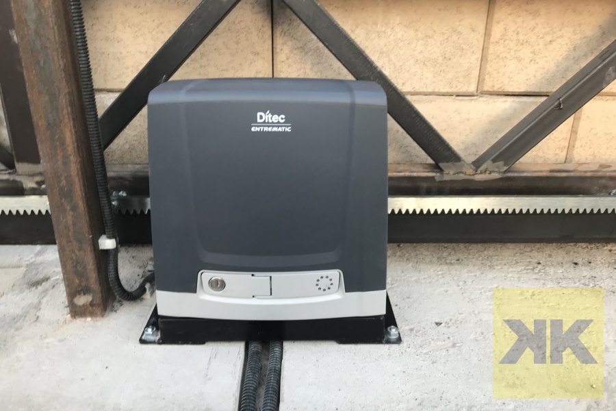 DITEC önhordó úszókapu automatika telepítés Visznek referencia – 6 m