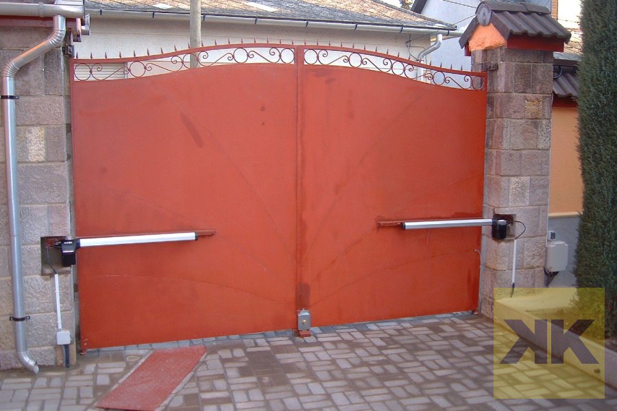 FAAC kétszárnyú kertkapu automatika telepítés Gyöngyös referencia