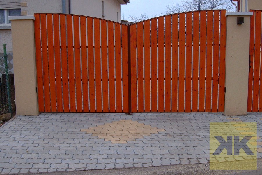 FAAC kétszárnyú kertkapu automatika telepítés Gyöngyöstarjan referencia