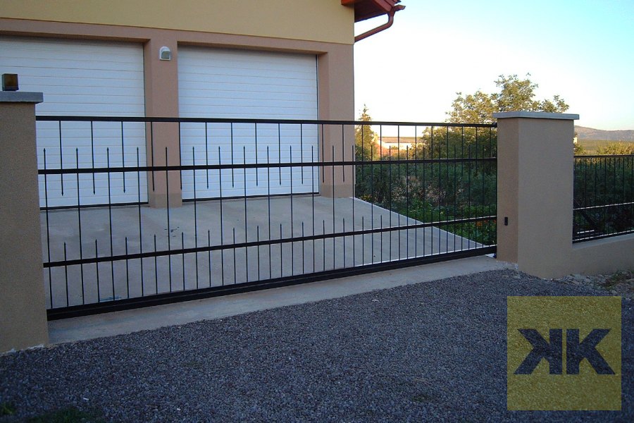 FAAC önhordó úszókapu automatika telepítés Gyöngyöstarjan referencia