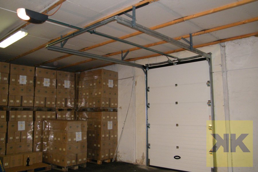 DITEC szekcionált garázskapu telepítés Tök referencia – Boraszat