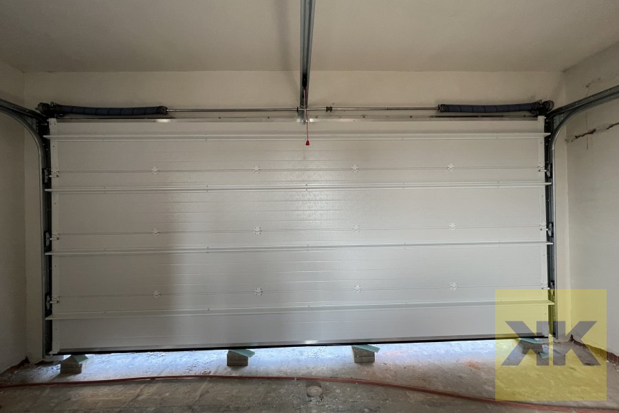 Eurodoor szekcionált garázskapu – Cinkota – referencia