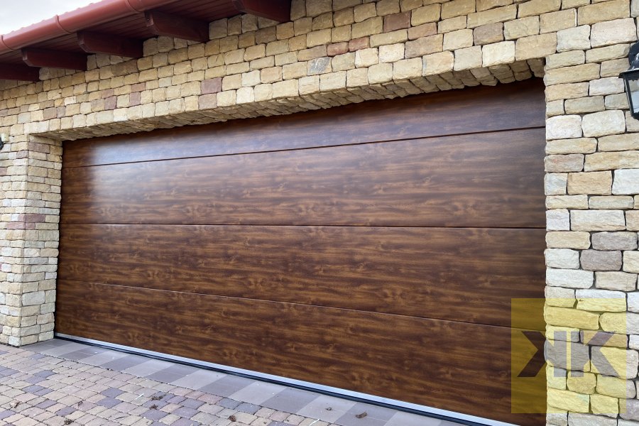 Eurodoor szekcionált garázskapu telepítés Erd referencia