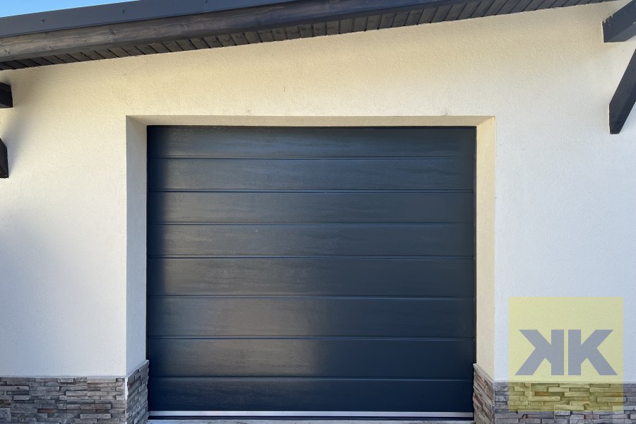 Eurodoor szekcionált garázskapu telepítés Karacsond referencia