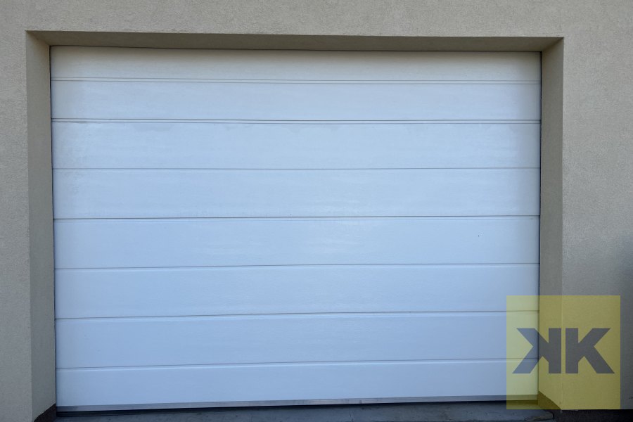 Eurodoor szekcionált garázskapu telepítés Magyarnandor referencia