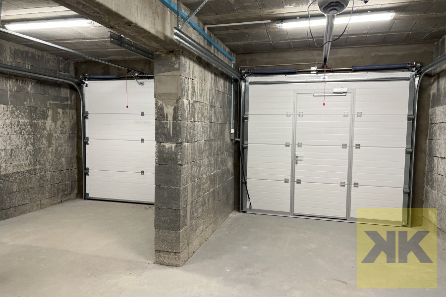 Eurodoor szekcionált garázskapu telepítés Salgotarjan referencia