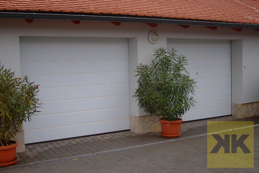 Hörmann szekcionált garázskapu telepítés Gyöngyös referencia – Orangyalkft